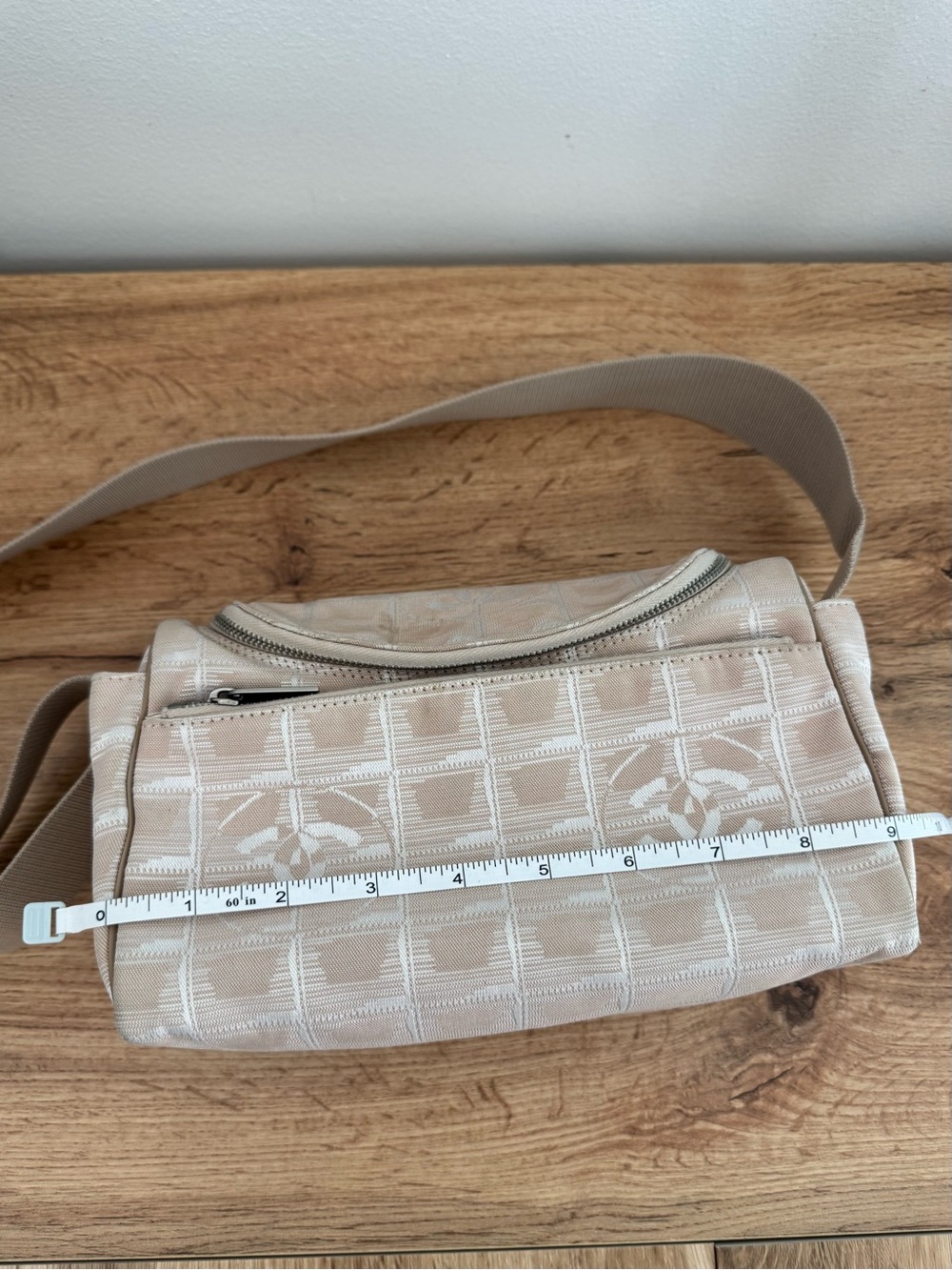 Vintage Chanel Sport Line CC Logo Crossbody Bag Beige Auth Card Clean Interior - Picture 6 of 16